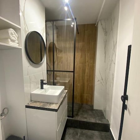 L&M Apartment Târgu-Mureş Eksteriør billede