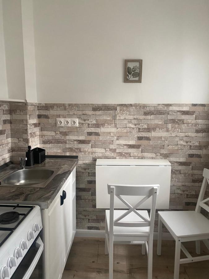 L&M Apartment Târgu-Mureş Eksteriør billede