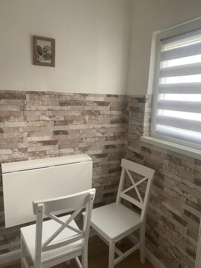L&M Apartment Târgu-Mureş Eksteriør billede