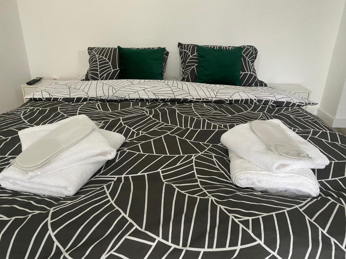 L&M Apartment Târgu-Mureş Eksteriør billede